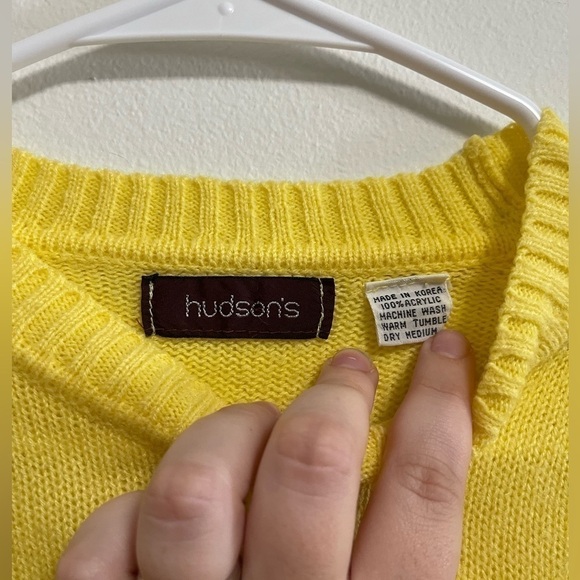 VINTAGE - Hudson’s Department Store - Women’s Yellow Knit Crewneck Sweater - M - Picture 2 of 4